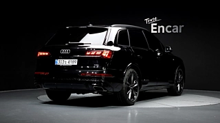 Заказать AUDI Q7 4M