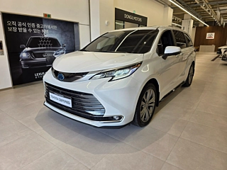 Заказать TOYOTA SIENNA