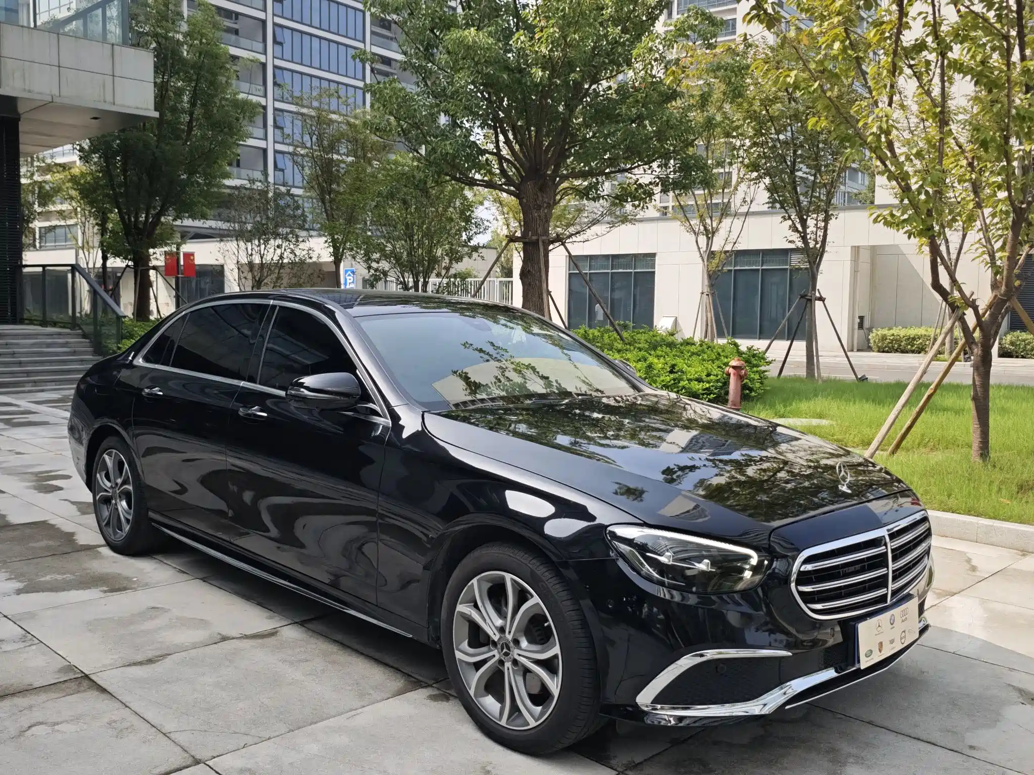 MERCEDES-BENZ E-CLASS 2023