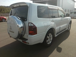 Заказать MITSUBISHI PAJERO