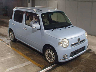DAIHATSU MIRA