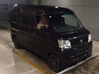 TOYOTA PIXIS VAN
