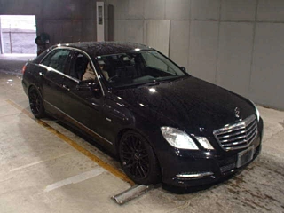 MERCEDES BENZ E CLASS
