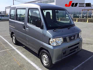 NISSAN CLIPPER VAN