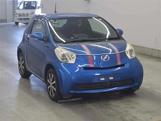 TOYOTA IQ
