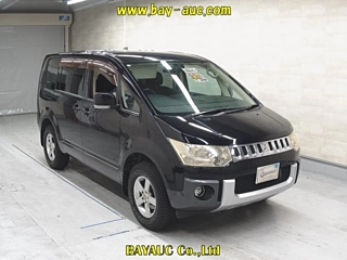 MITSUBISHI DELICA D5