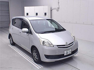 TOYOTA PASSO SETTE