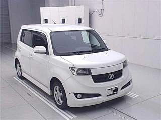 TOYOTA BB
