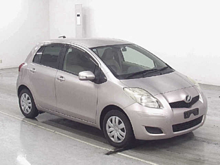 TOYOTA VITZ