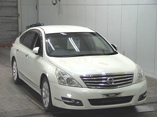 NISSAN TEANA