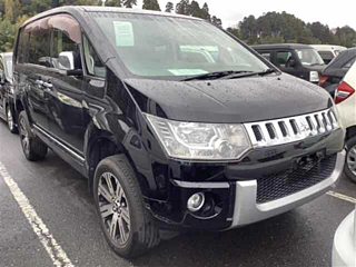 MITSUBISHI DELICA D5