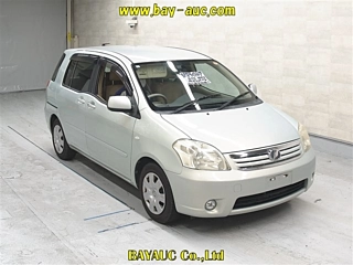 TOYOTA RAUM