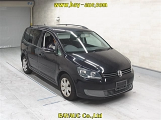 VOLKSWAGEN GOLF TOURAN