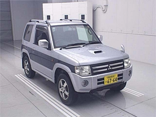 MITSUBISHI PAJERO MINI