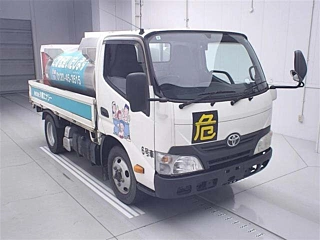 TOYOTA DYNA