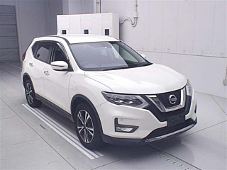 NISSAN X TRAIL