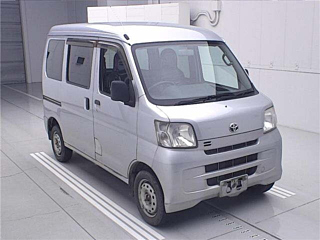 TOYOTA PIXIS VAN