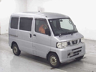 NISSAN CLIPPER VAN