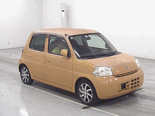 DAIHATSU ESSE