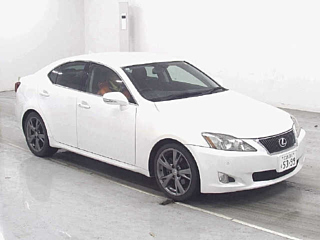 LEXUS IS