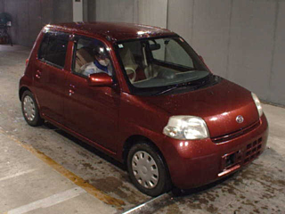 DAIHATSU ESSE