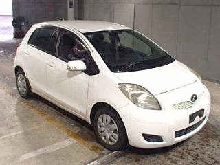 TOYOTA VITZ