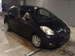 TOYOTA VITZ