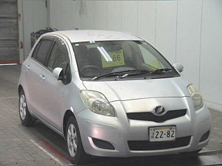 TOYOTA VITZ