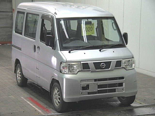 NISSAN CLIPPER VAN