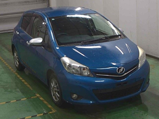 TOYOTA VITZ