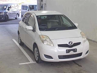 TOYOTA VITZ