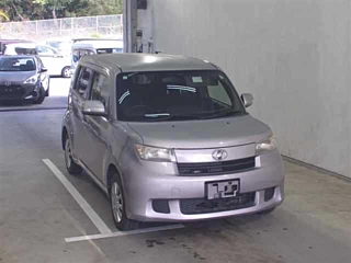 TOYOTA BB