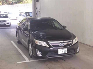 TOYOTA CAMRY