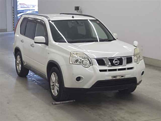 NISSAN X TRAIL