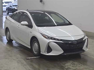 TOYOTA PRIUS PHV