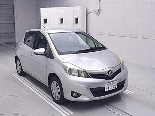 TOYOTA VITZ