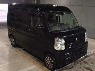 NISSAN CLIPPER VAN