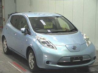 NISSAN LEAF