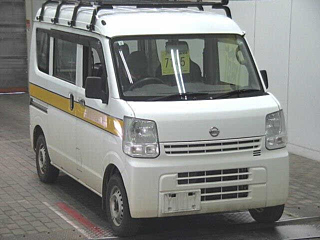 NISSAN CLIPPER VAN