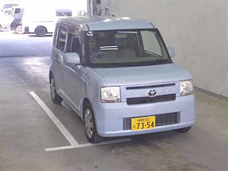 TOYOTA PIXIS SPACE