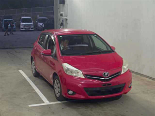 TOYOTA VITZ