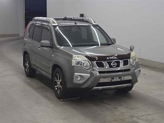 NISSAN X TRAIL