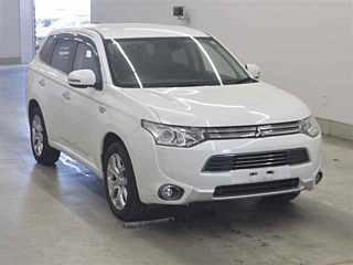 MITSUBISHI OUTLANDER PHEV