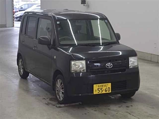 TOYOTA PIXIS SPACE