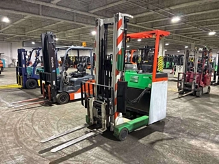 TOYOTA FORKLIFT
