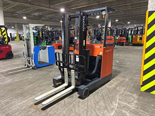 TOYOTA FORKLIFT