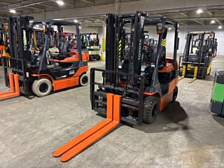 TOYOTA FORKLIFT