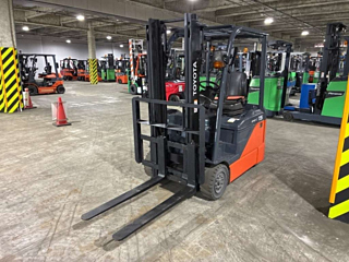 TOYOTA FORKLIFT