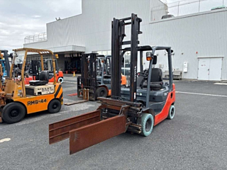 TOYOTA FORKLIFT