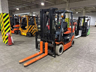 TOYOTA FORKLIFT